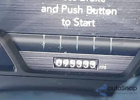 2019 Ram 1500 Laramie 4X4 6'4 Box z USA, uszkodzony, nr VIN 1C6SRFRT5KN727498